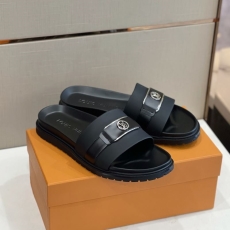 Louis Vuitton Slippers